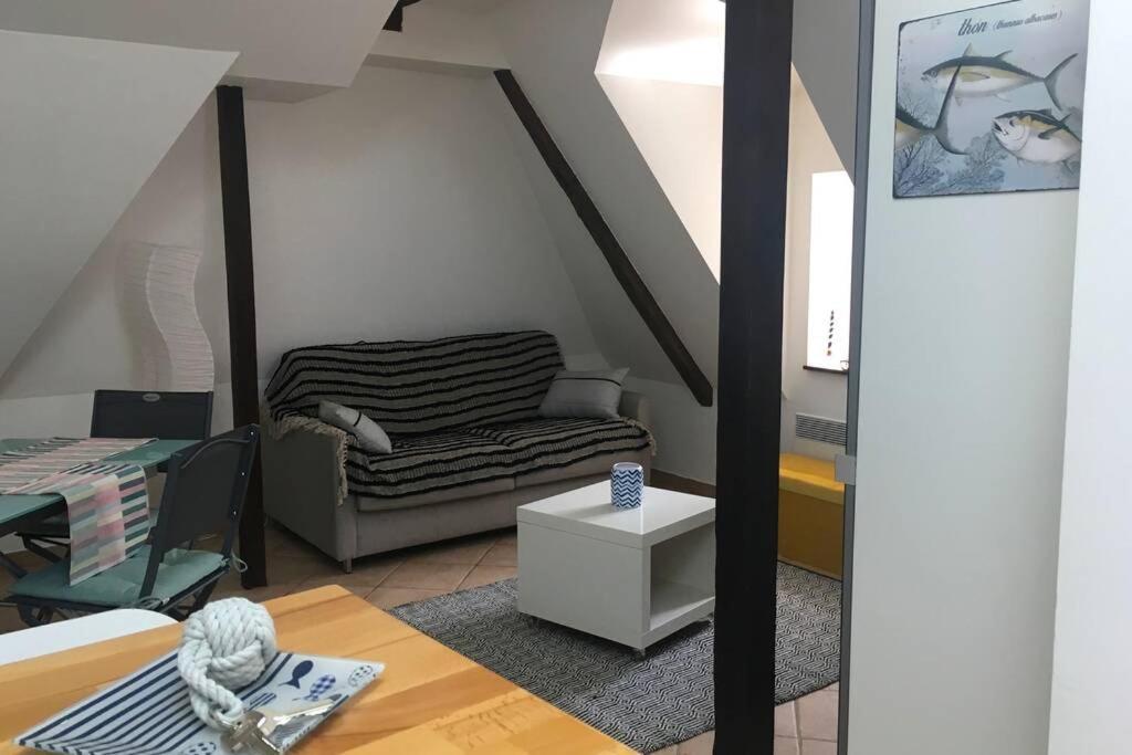 Appartement De Charme Rue Du Chateau Auray Exteriör bild
